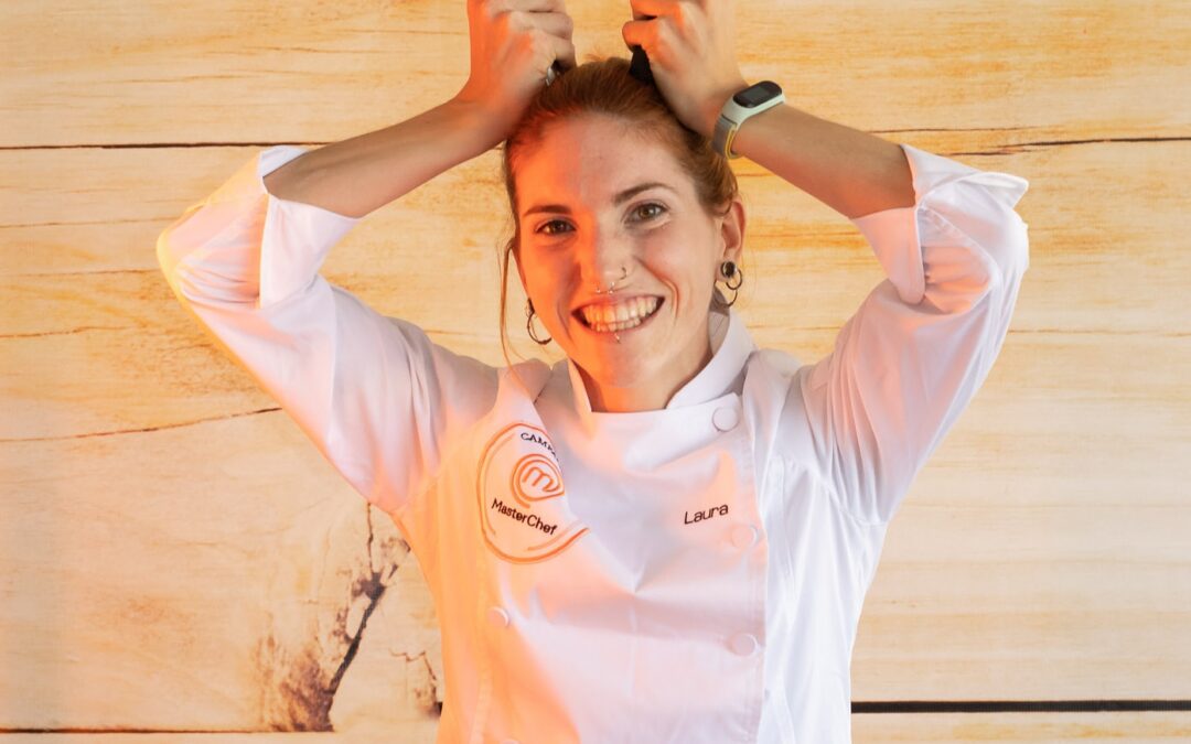 La creadora de contingut Laura Zurriaga, padrina del pilar caminant del 2023
