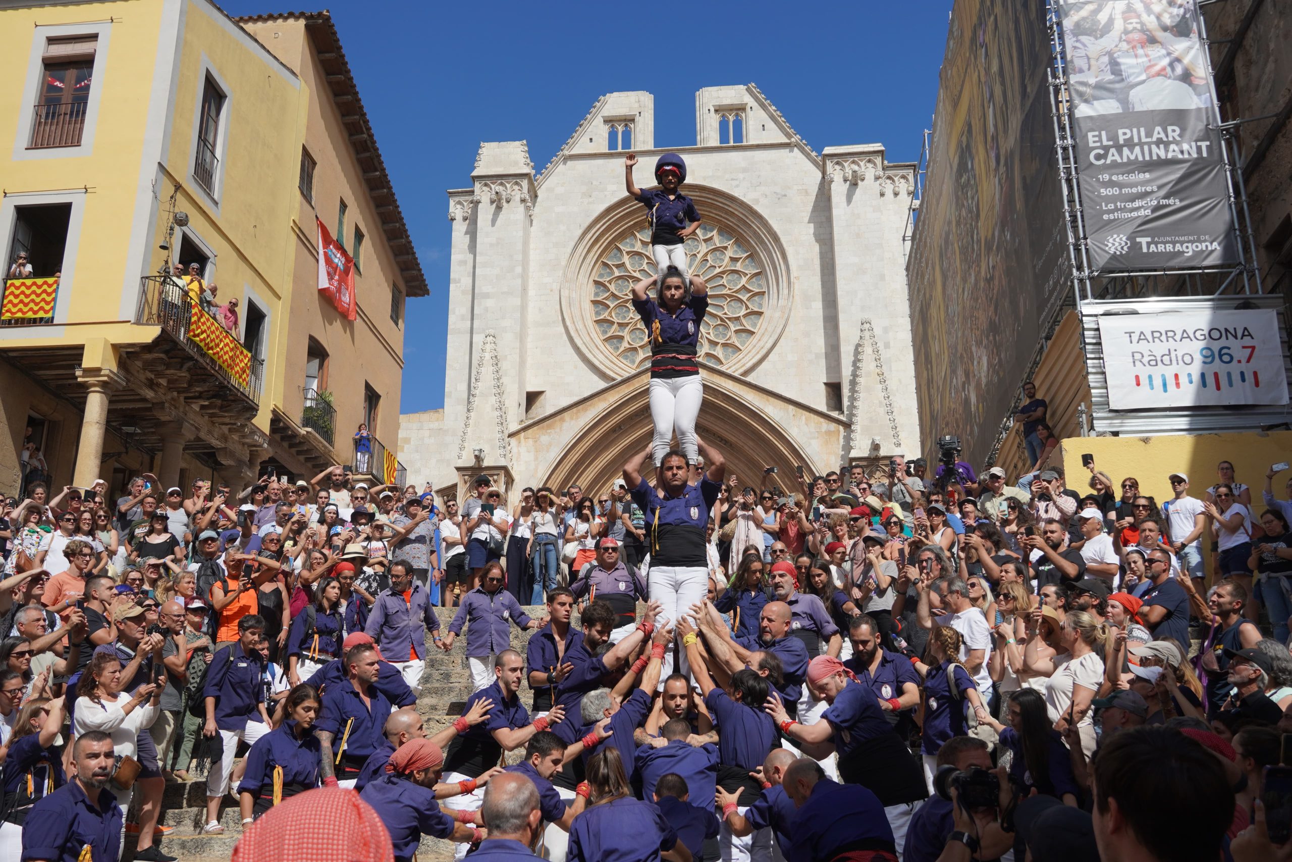 La caiguda del pilar caminant eclipsa la millor diada de Santa Tecla