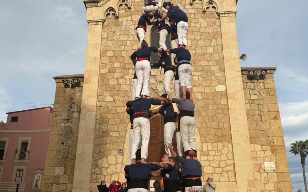 Els Xiquets del Serrallo donen la benvinguda a la temporada amb el 5 de 7 més matiner